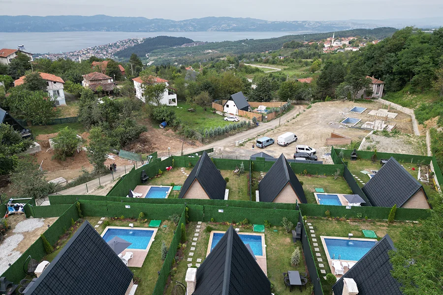 Alis Paradise Sapanca — Özel Isıtmalı Havuzlu Deluxe Bungalov · 2. fotoğraf